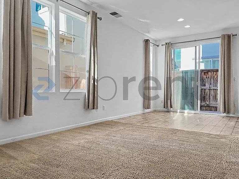 8464 Roseto Rd — Photo 9