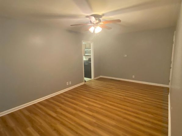 1439 N Forbes Rd #1030