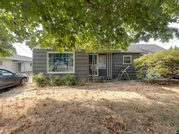 771 SE Miller Ave, Dallas, OR 97338