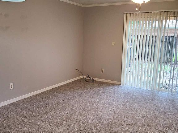 2nd image of 7022 Chapel St
