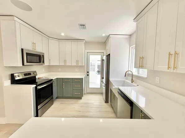 606 Avenida Alegre, West Palm Beach, FL 33405