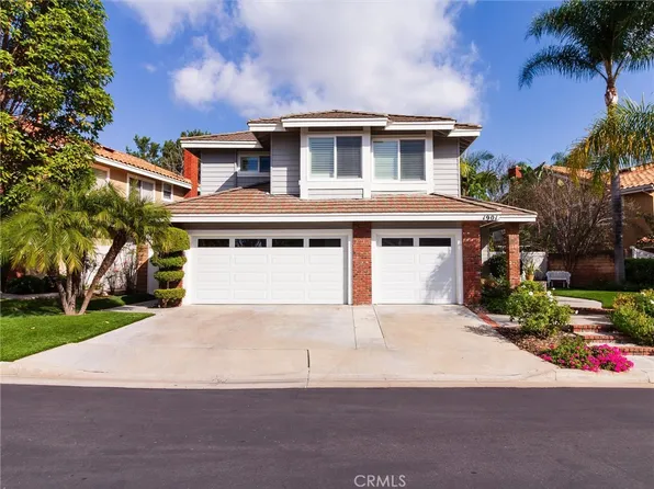 1901 Lexington Dr, Fullerton, CA 92835