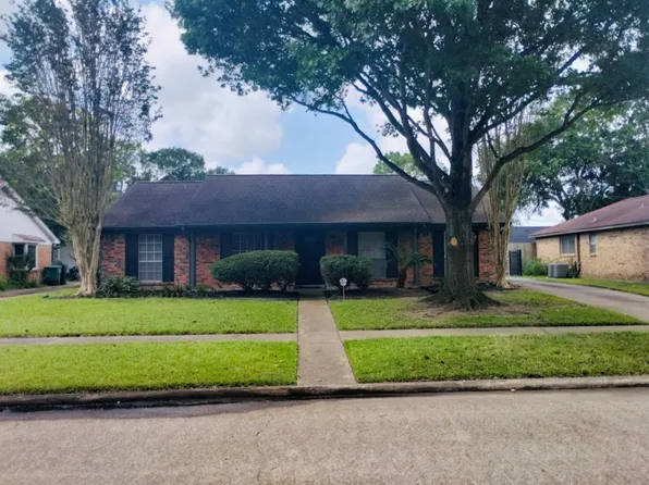 8823 Concho Street, Houston, TX 77036