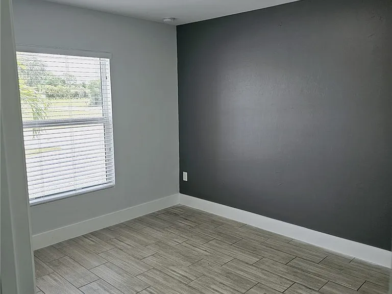 606 SW 8th Pl — Photo 12