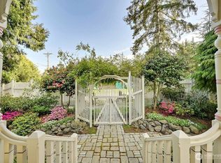 410 Lincoln St, Port Townsend, WA 98368