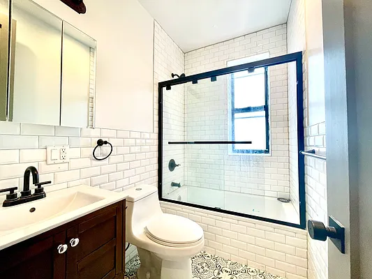 Rented by Doorway NYC, LLC | media 11