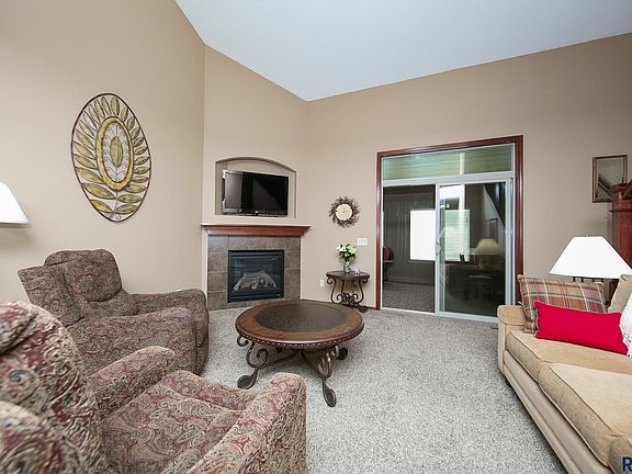 4th image of 2705 E Tranquility Pl