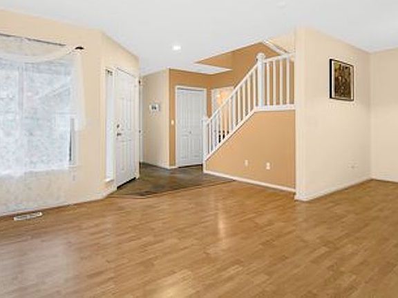 2nd image of 16153 NE 93rd Way