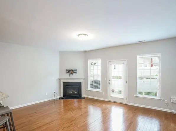 407 Stone Flower Ln, Raleigh, NC 27603