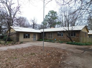 817 Lauderdale Rd, Blytheville, AR 72315