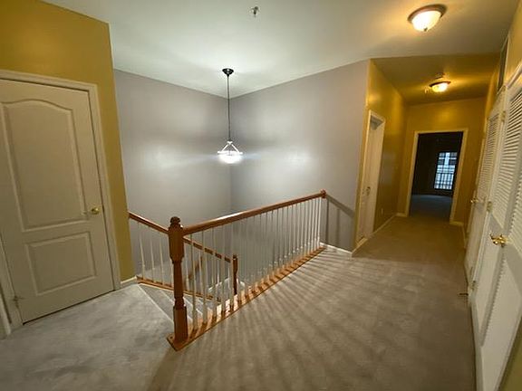 5th image of 19394 Diamond Lake Dr