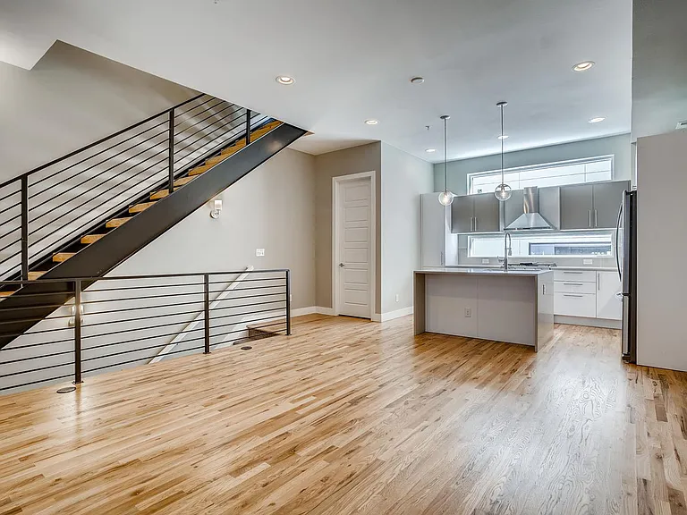 Fairfax Row — Photo 10