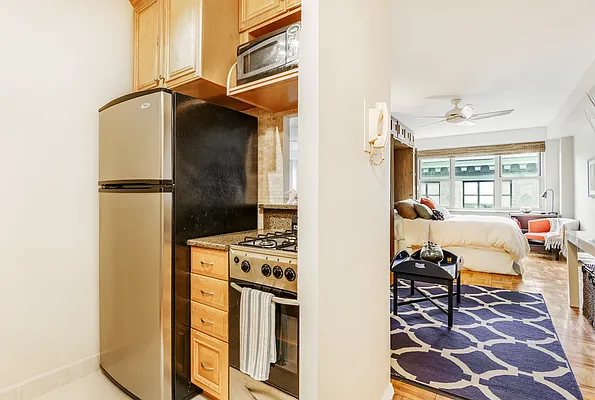 Sold by Compass | media 3
