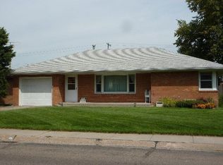 1215 W B St, North Platte, NE 69101