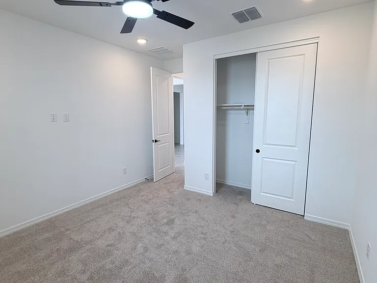 24172 W Raymond St — Photo 27