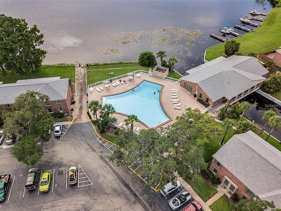 1st image of 520 GEORGETOWN DRIVE