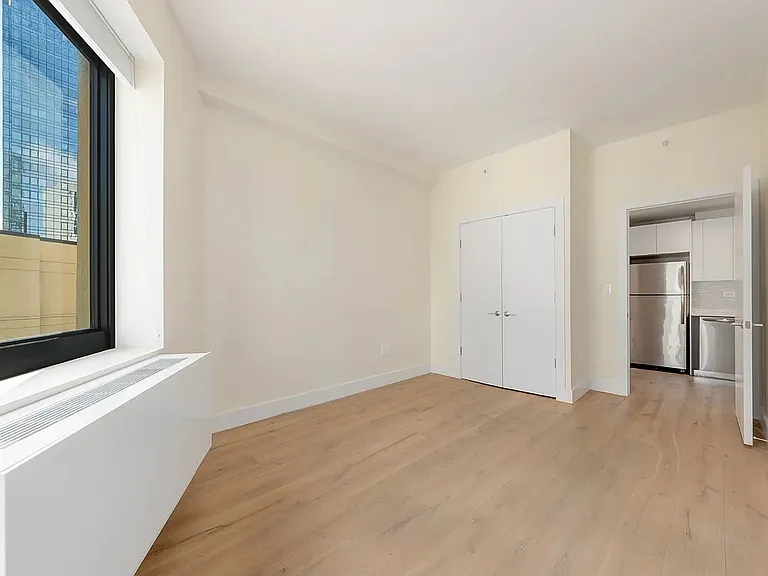 25-21 43rd Ave #Penthouse 1 — Photo 10