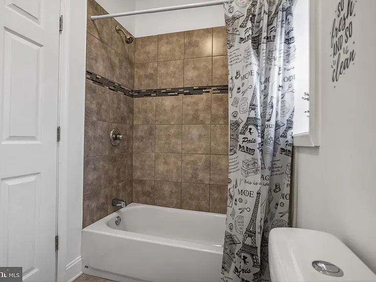3138 W Allegheny Ave #B — Photo 13
