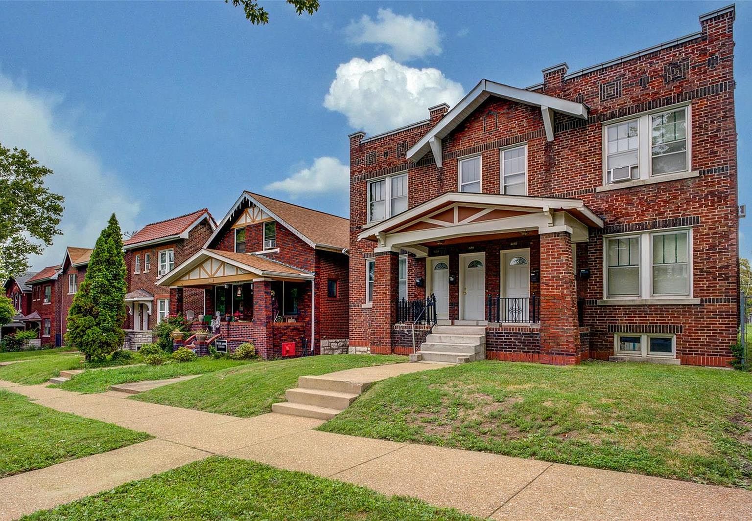 3637 Dunnica Ave, Saint Louis, MO 63116 | Zillow