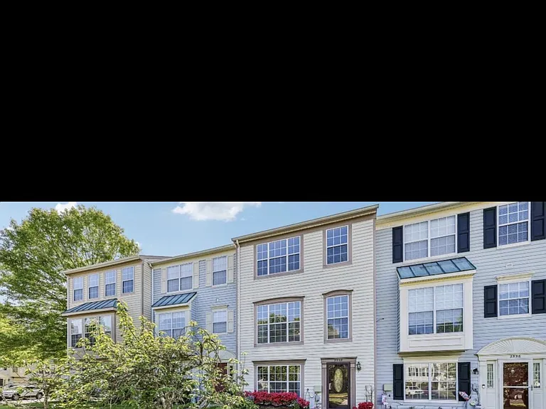 2558 Ambling Cir — Photo 1