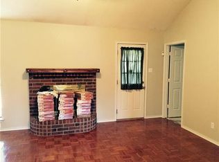 220 NE McAlister Rd, Burleson, TX 76028