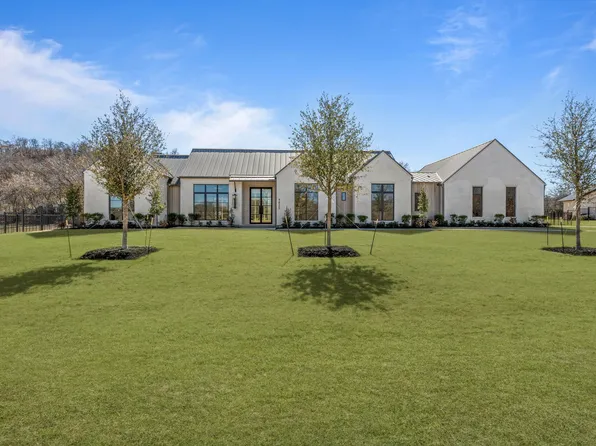 9825 Loire Valley Trl, Fort Worth, TX 76126