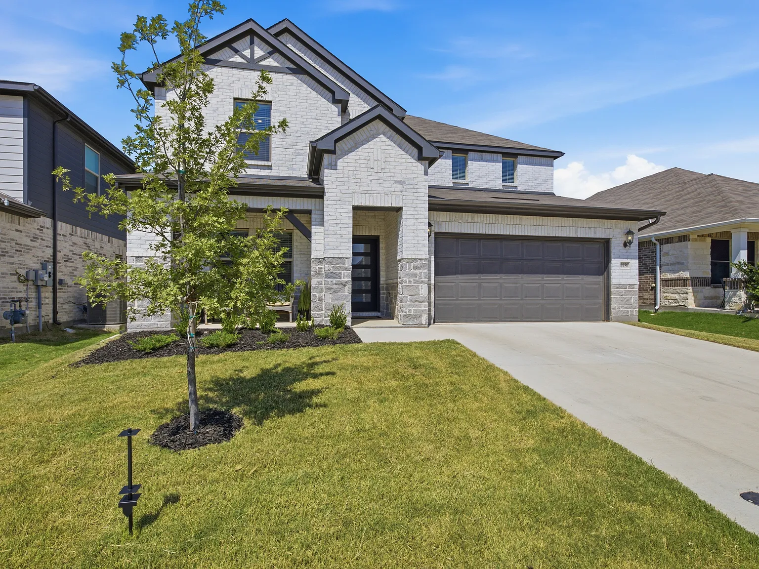 4 bed, 3.5 bath, 3100 sqft, $3,750 — Photo 4