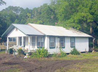3002 Main St, Vernon, FL 32462