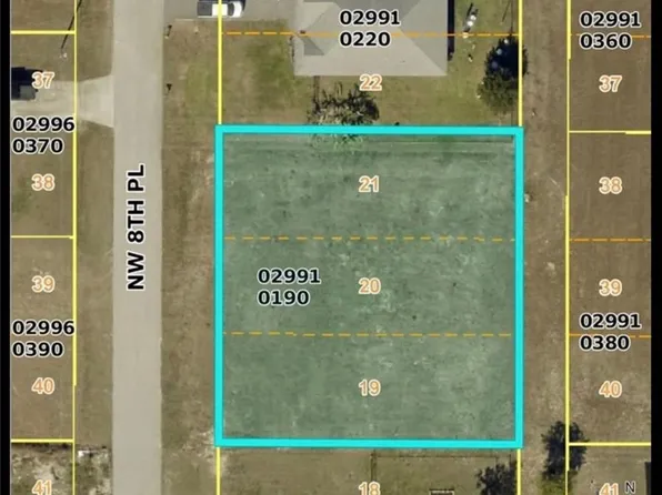 2711 NW 8th PL, CAPE CORAL, FL 33993