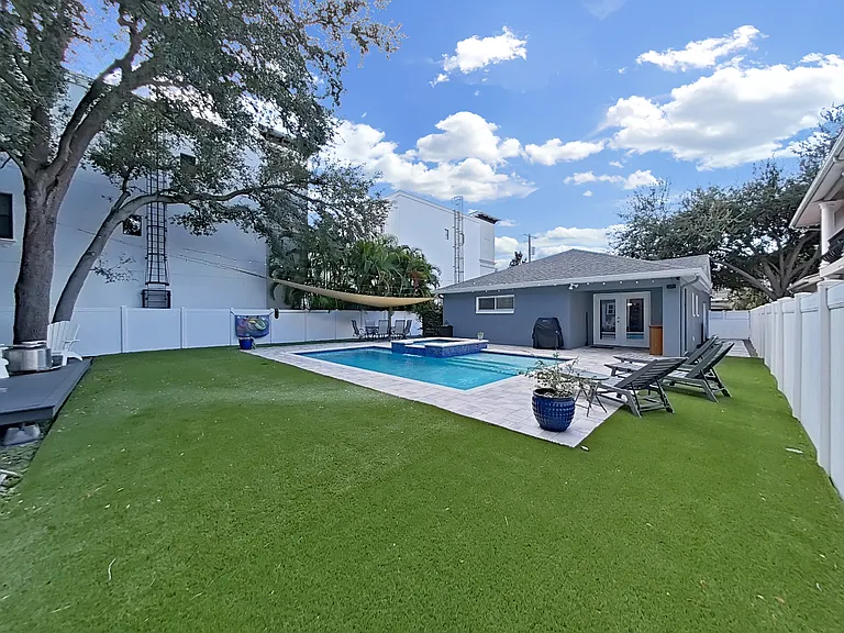 204 S Audubon Ave — Photo 3