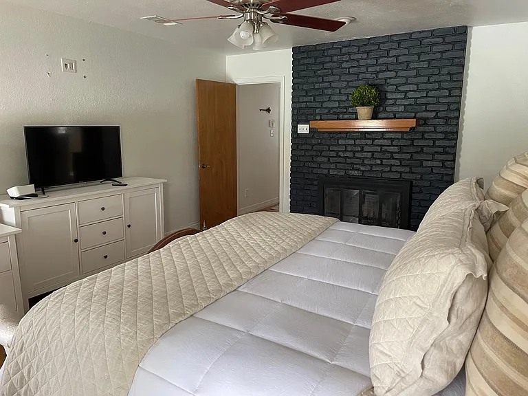 10 Riviera Ct — Photo 13