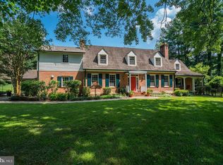 10711 Lockland Rd, Potomac, MD 20854