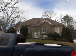 135 Grande Club Dr, Maylene, AL 35114