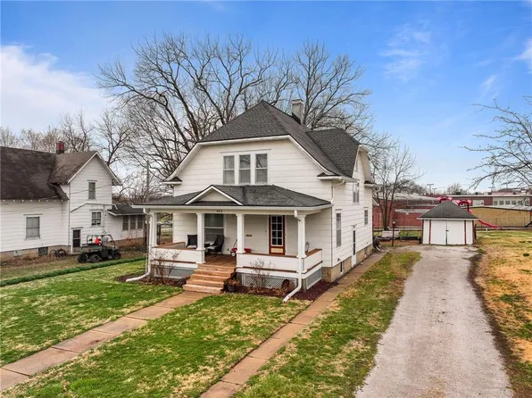 403 N Wooden Ave, Braymer, MO 64624