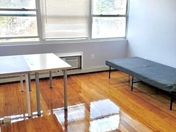 661 Main St APT 23, Malden, MA 02148