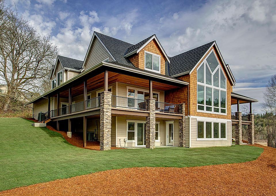1st image of 6415 196th Ave NE