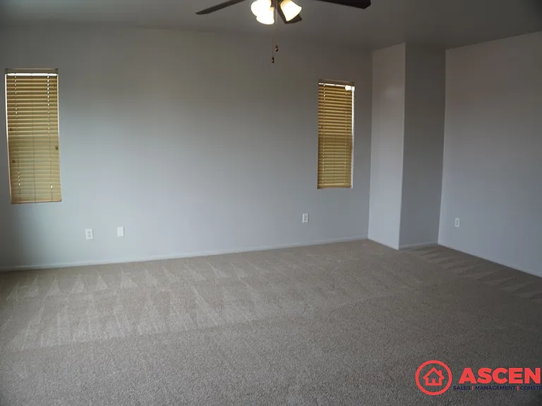 9901 Riata Ln — Photo 7
