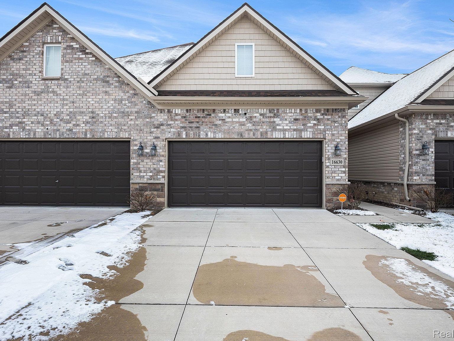house リスト ② 16630 Savor Ln UNIT 13, Clinton Township, MI 48035 | MLS