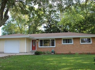 16401 W Addison Ave, New Berlin, WI 53151