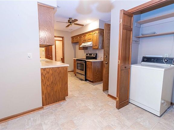 3rd image of 3905 Westgate Dr