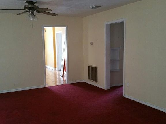 4th image of 2531 Wilshire St