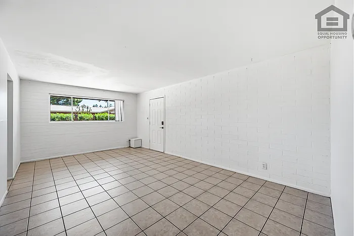 4711 N 15th Ave #3 — Photo 6
