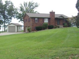 645 Blue River Rd, Cadiz, KY 42211