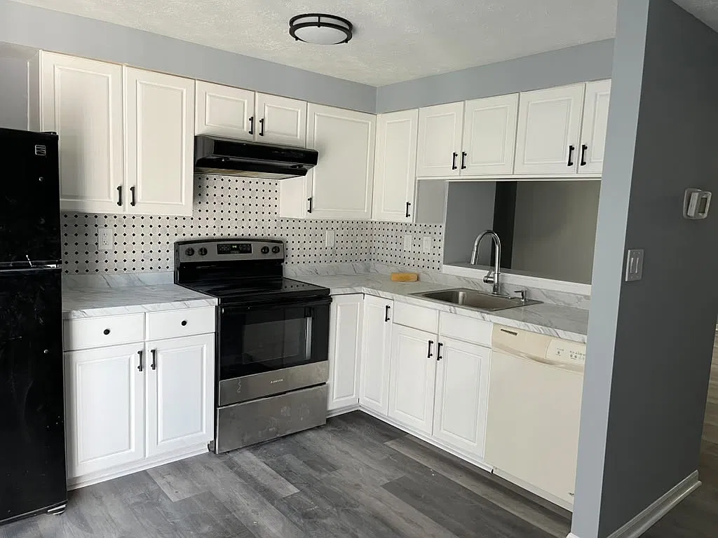 2 bed, 1830 sqft, $1,850 — Photo 3