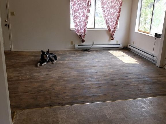 3rd image of 803 Narregan St