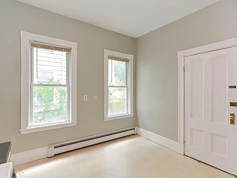 108 Beacon St — Photo 4