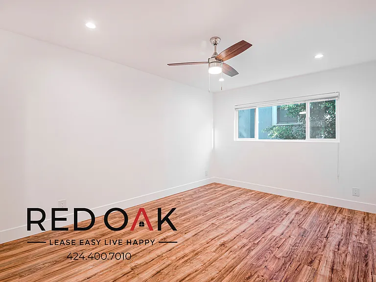 1232 S Bronson Ave #5 — Photo 4