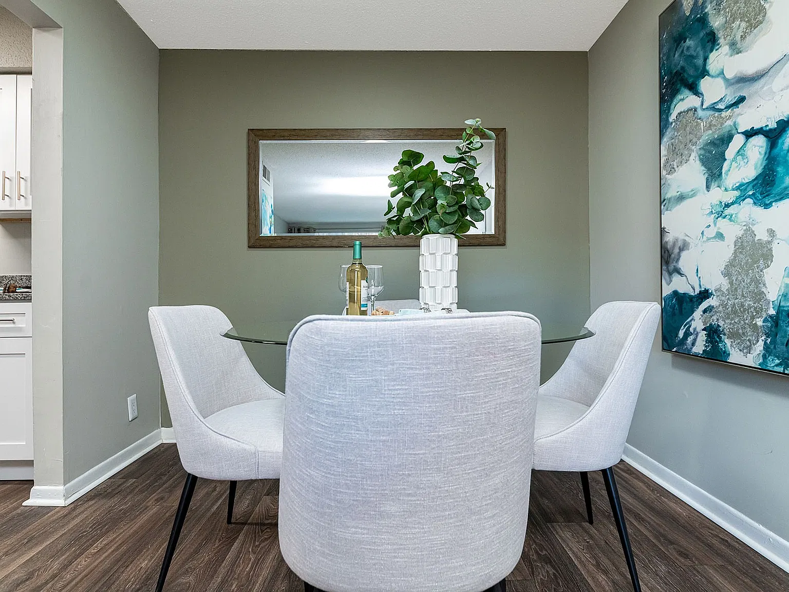 Brookhaven Apartments — Photo 3