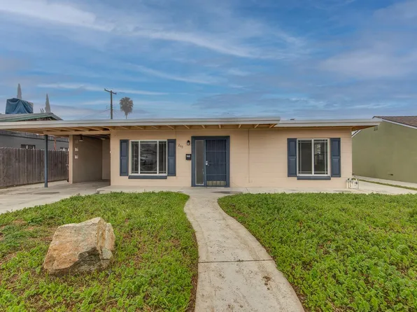 208 W Hampton Way, Fresno, CA 93705