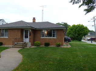 7947 29th Ave, Kenosha, WI 53143